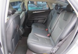 2019 Ford Fusion - Image 29