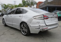 2019 Ford Fusion - Image 10