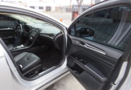 2019 Ford Fusion - Image 21