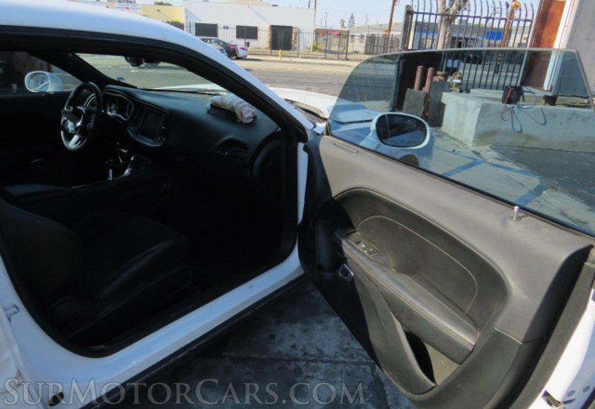 2016 Dodge Challenger - Image 21