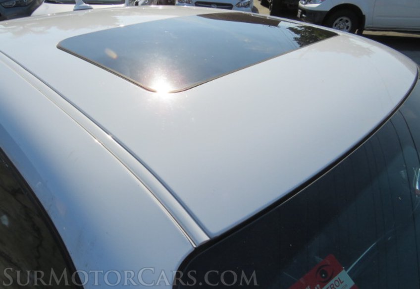 2016 Dodge Challenger - Image 14