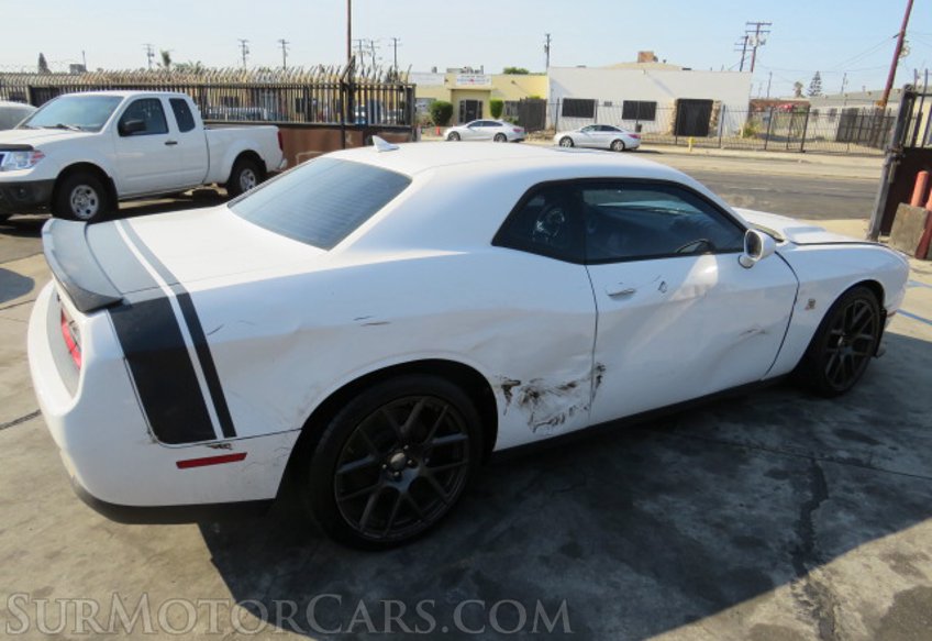 2016 Dodge Challenger - Image 8