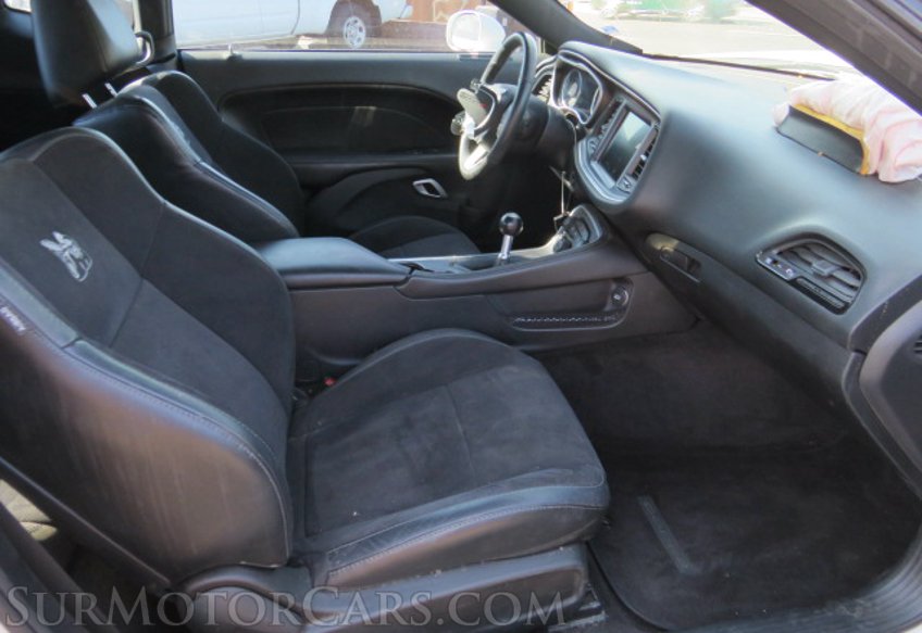 2016 Dodge Challenger - Image 24