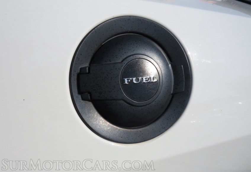 2016 Dodge Challenger - Image 17