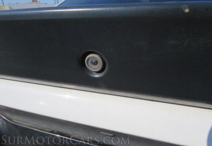 2016 Dodge Challenger - Image 18