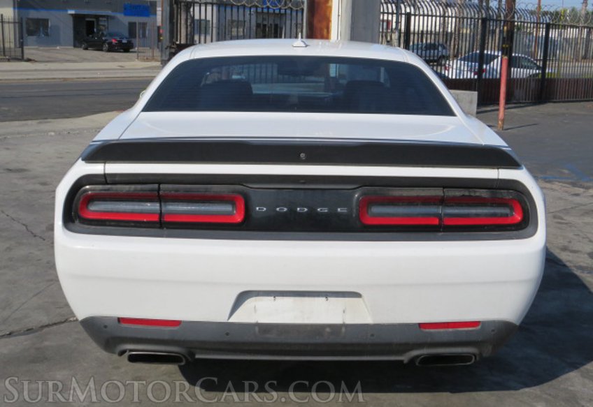 2016 Dodge Challenger - Image 12