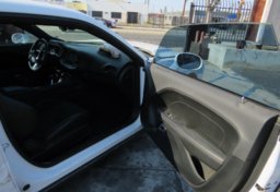 2016 Dodge Challenger - Image 21