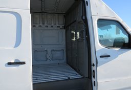 2020 Nissan NV Cargo - Image 29