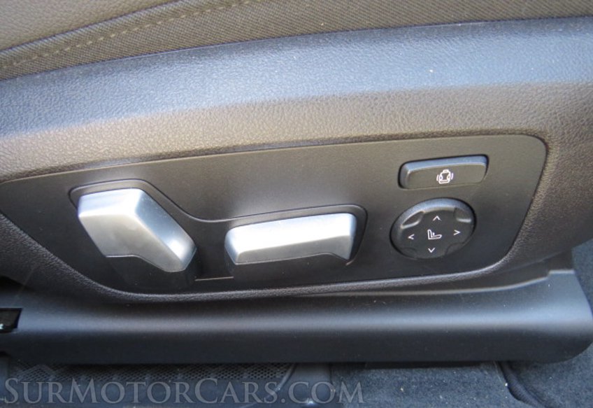 2021 BMW 3 Series - Image 38