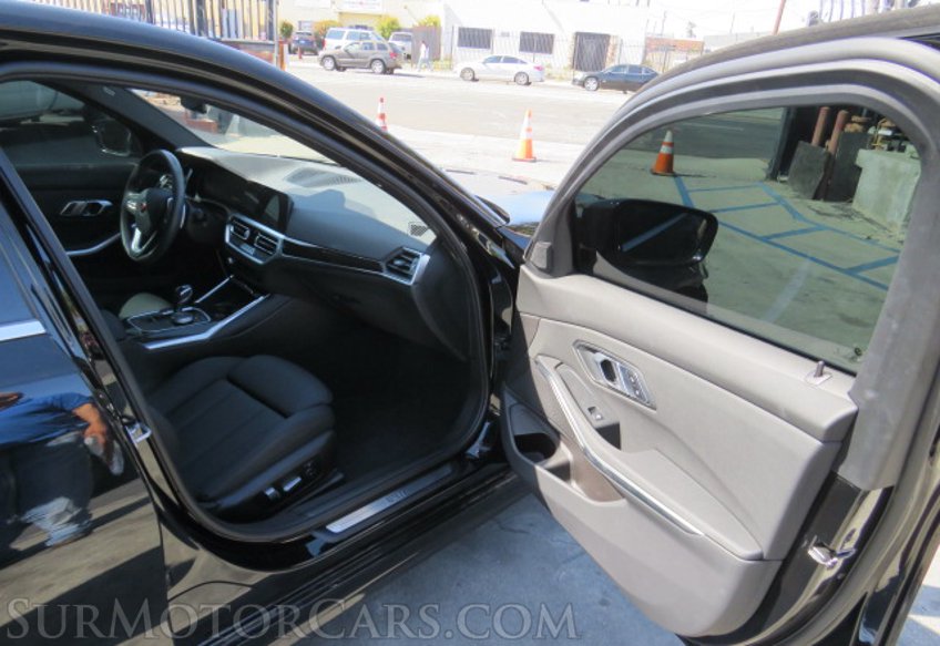 2021 BMW 3 Series - Image 30