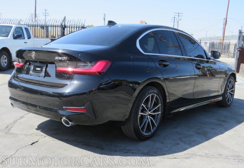 2021 BMW 3 Series - Image 8