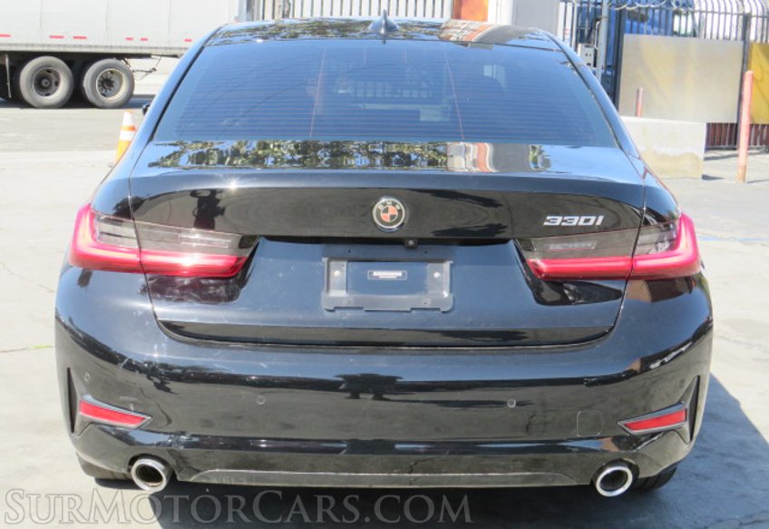 2021 BMW 3 Series - Image 10