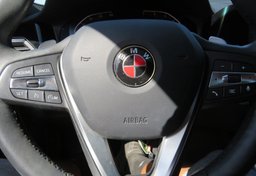 2021 BMW 3 Series - Image 32