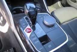 2021 BMW 3 Series - Image 37