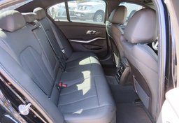 2021 BMW 3 Series - Image 25