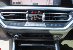 2021 BMW 3 Series - Image 33