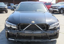 2021 BMW 3 Series - Image 9