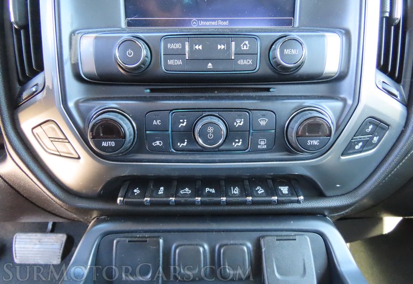 2017 Chevrolet Silverado 2500HD 4x4 LTZ - Image 40