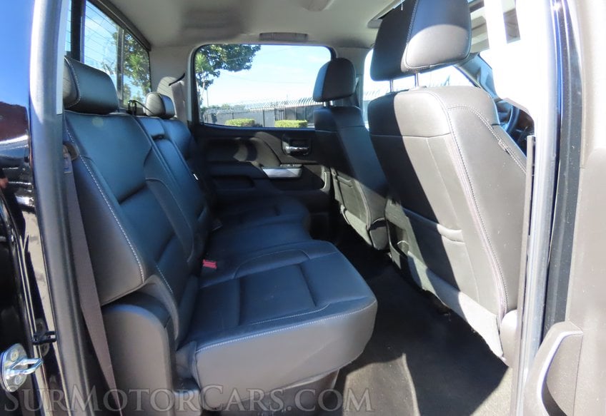 2017 Chevrolet Silverado 2500HD 4x4 LTZ - Image 25