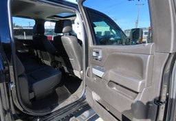 2017 Chevrolet Silverado 2500HD 4x4 LTZ - Image 28