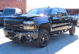 2017 Chevrolet Silverado 2500HD 4x4 LTZ - Image 4
