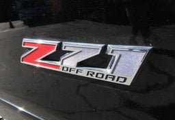 2017 Chevrolet Silverado 2500HD 4x4 LTZ - Image 20