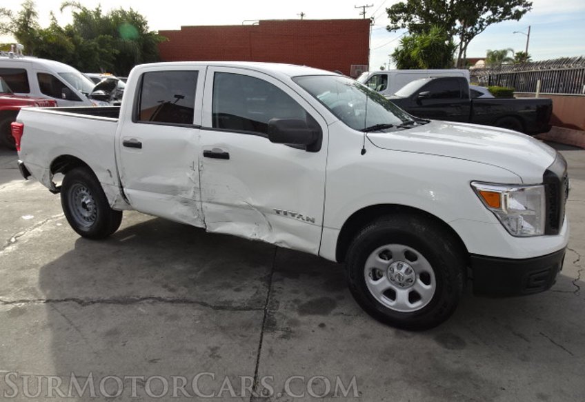 2019 Nissan Titan - Image 2