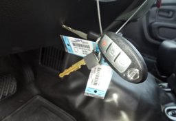 2019 Nissan Titan - Image 41