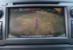 2019 Nissan Titan - Image 33