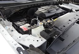 2019 Nissan Titan - Image 48