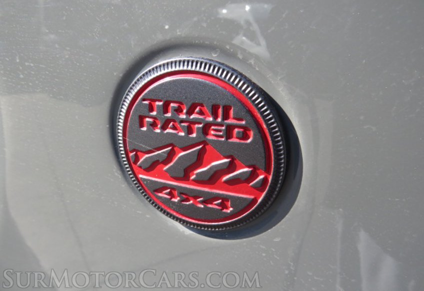 2021 Jeep Gladiator - Image 10