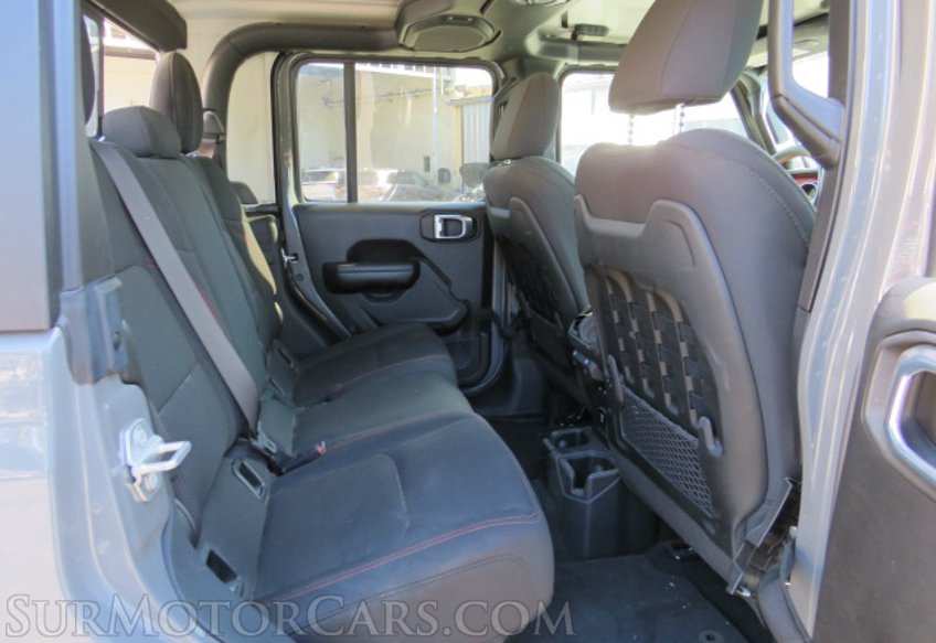 2021 Jeep Gladiator - Image 18