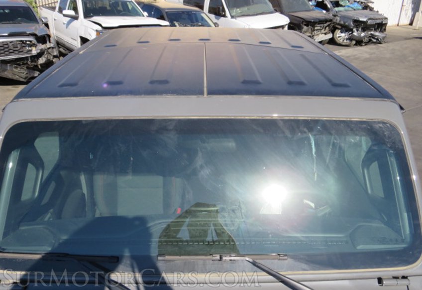 2021 Jeep Gladiator - Image 9