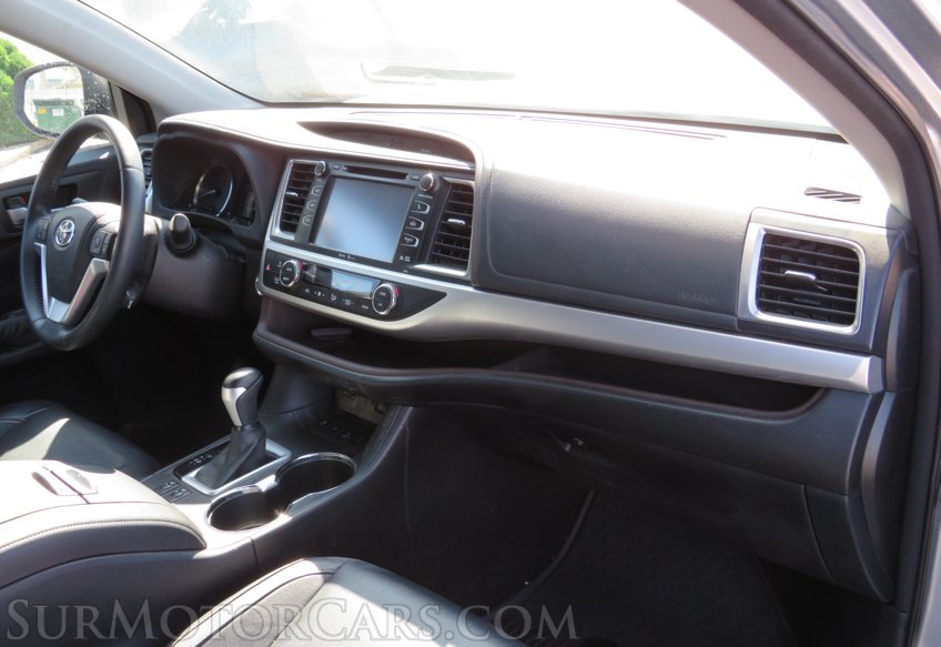 2014 Toyota Highlander - Image 21