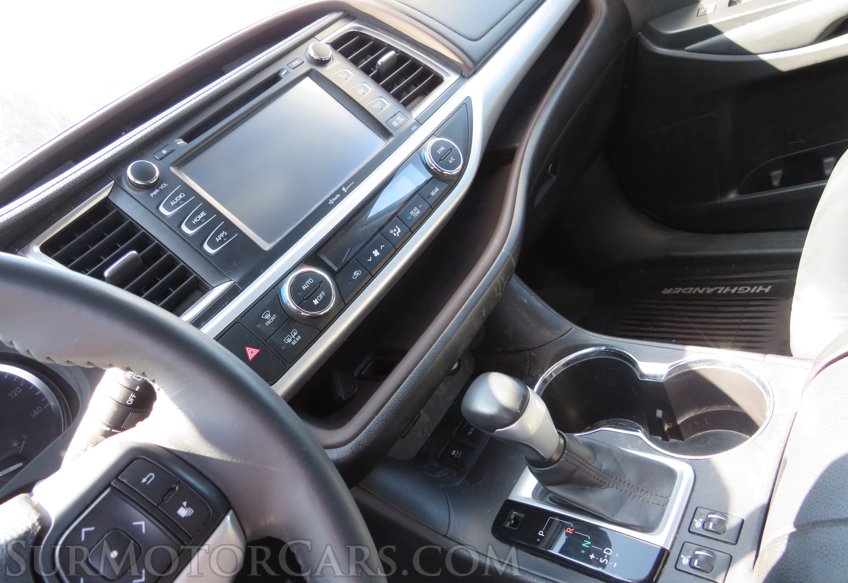 2014 Toyota Highlander - Image 34