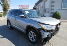 2014 Toyota Highlander - Image 4