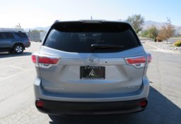 2014 Toyota Highlander - Image 11