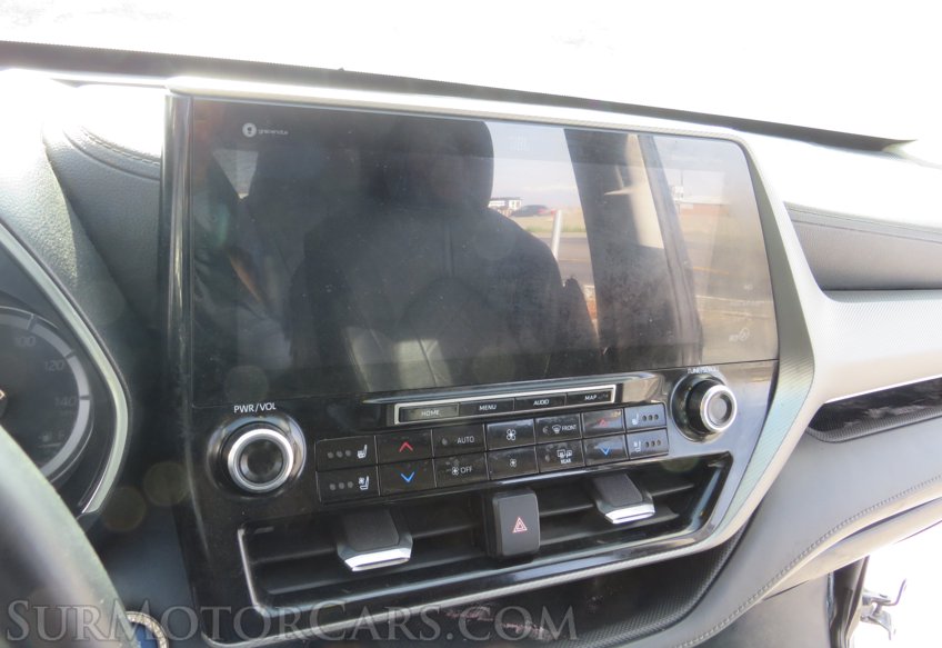 2021 Toyota Highlander - Image 38