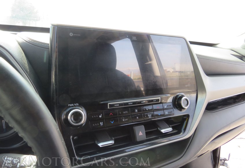 2021 Toyota Highlander - Image 39