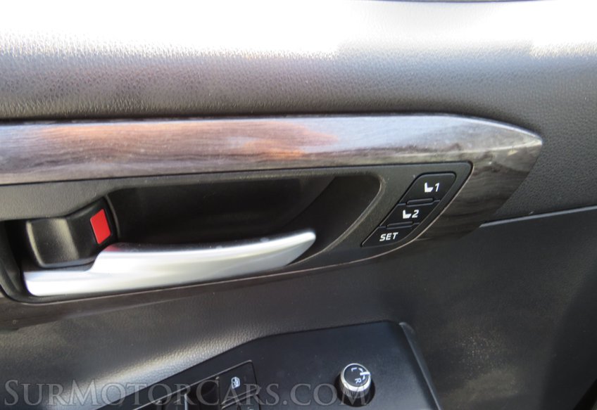 2021 Toyota Highlander - Image 44