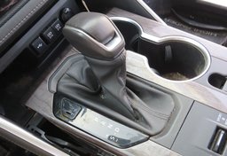 2021 Toyota Highlander - Image 41