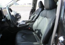 2021 Toyota Highlander - Image 29