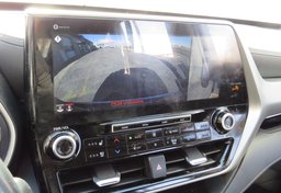 2021 Toyota Highlander - Image 36