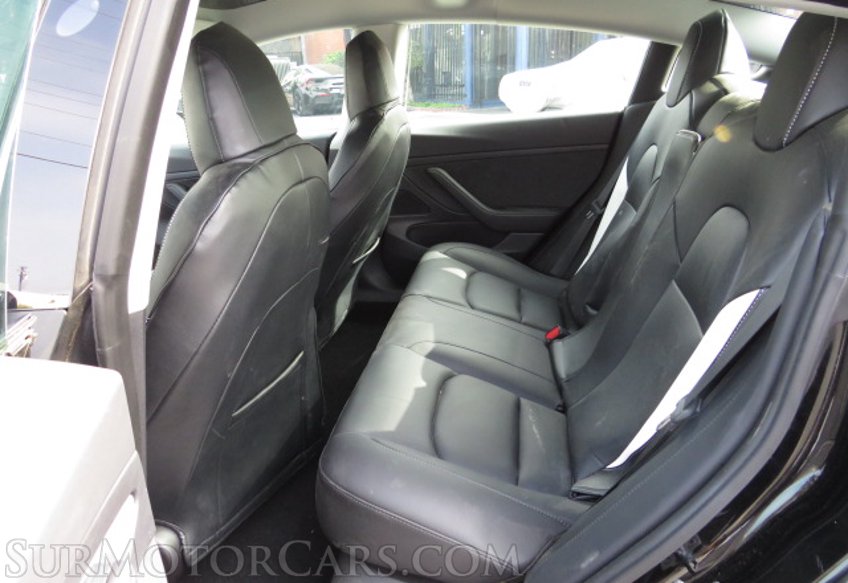 2021 Tesla Model 3 - Image 27