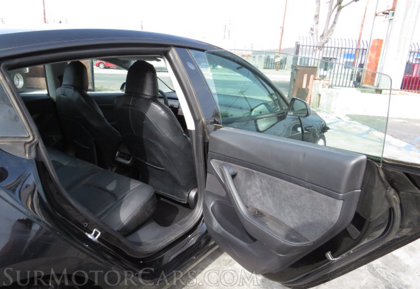 2021 Tesla Model 3 - Image 20