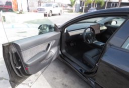 2021 Tesla Model 3 - Image 17