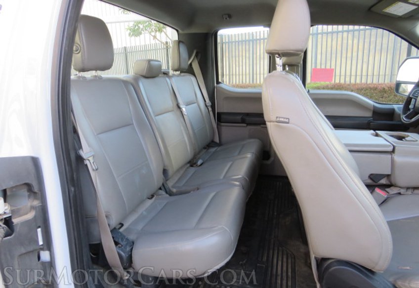 2017 Ford Super Duty F-250 SRW - Image 31