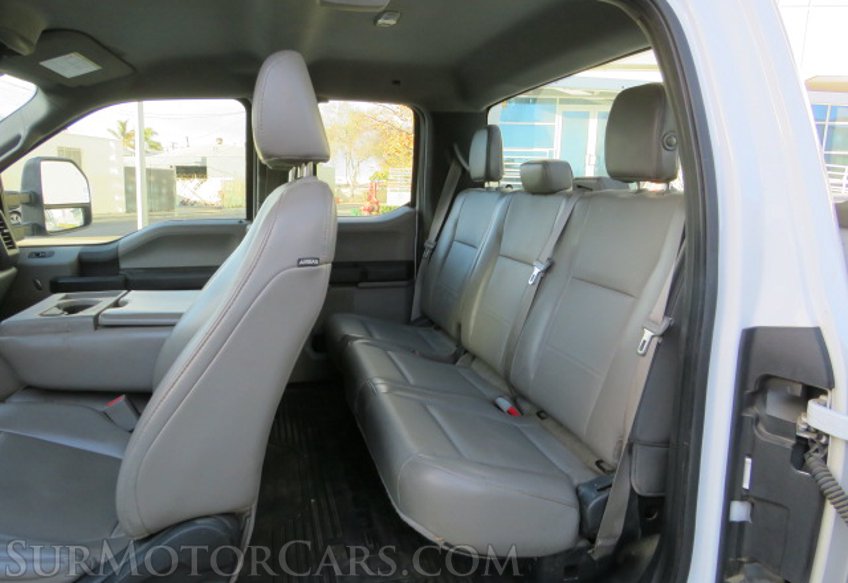 2017 Ford Super Duty F-250 SRW - Image 30