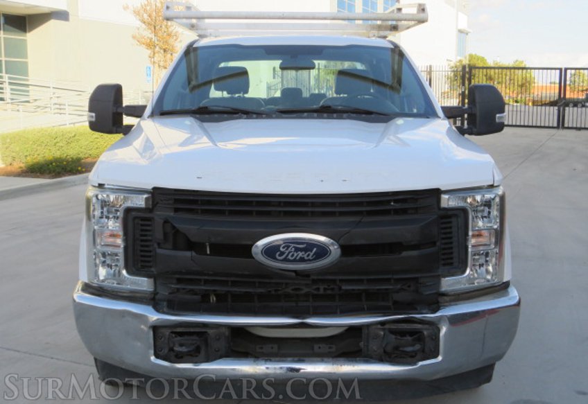 2017 Ford Super Duty F-250 SRW - Image 12