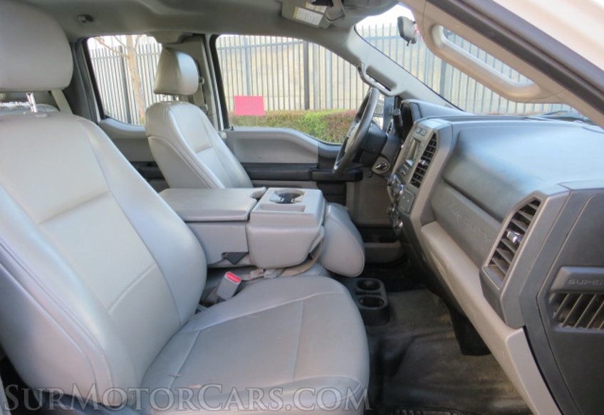 2017 Ford Super Duty F-250 SRW - Image 27